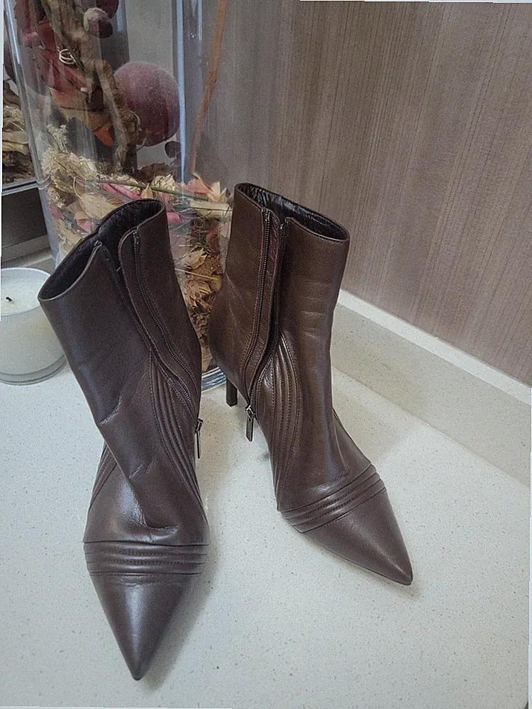 Aquatalia Napa Leather Womens 8 M Quilted Pointed Toe Bootie Kitten Brown