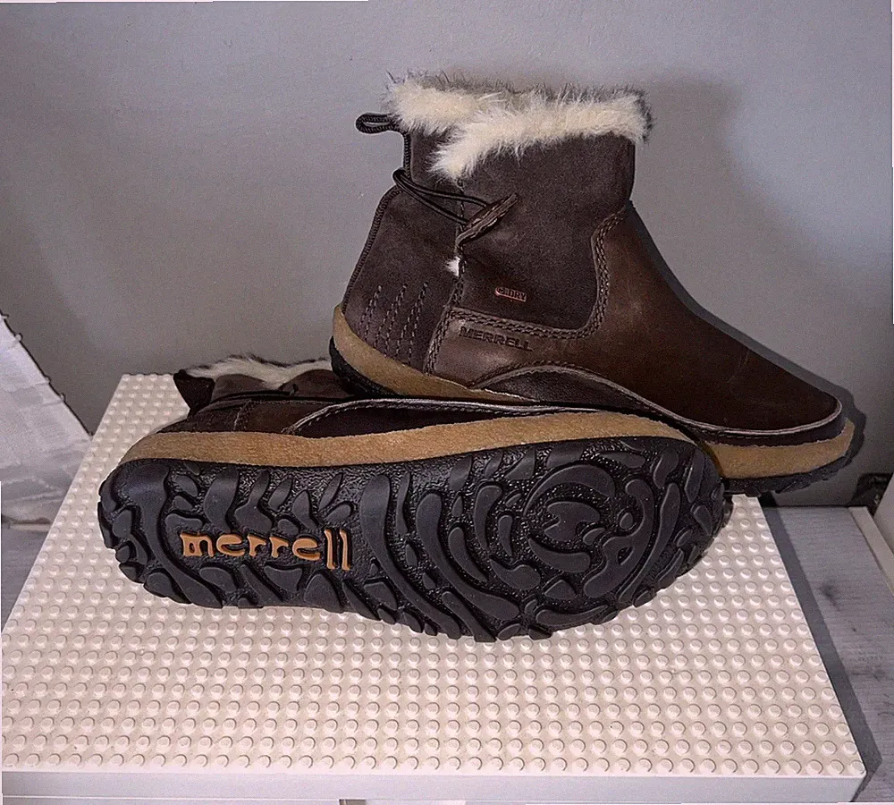 Merrell Brown Waterproof Faux Fur Trim Pull On Ankle Snow Boots Women's 6.5