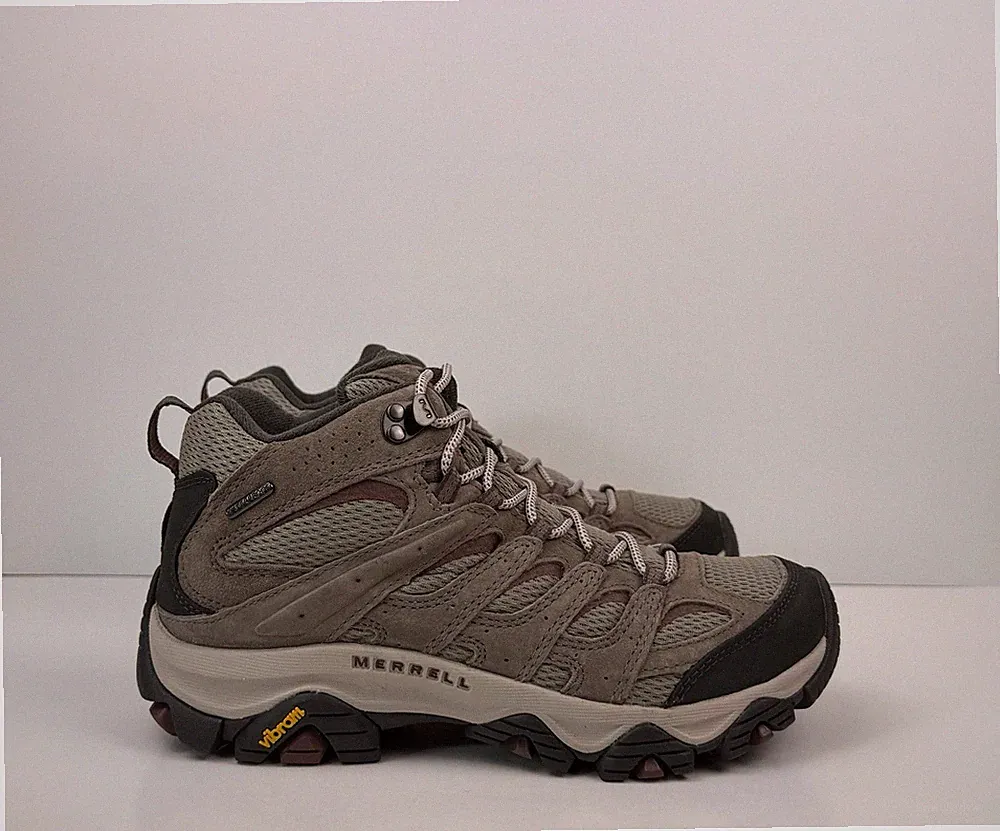 Size 9 women's hiking boots