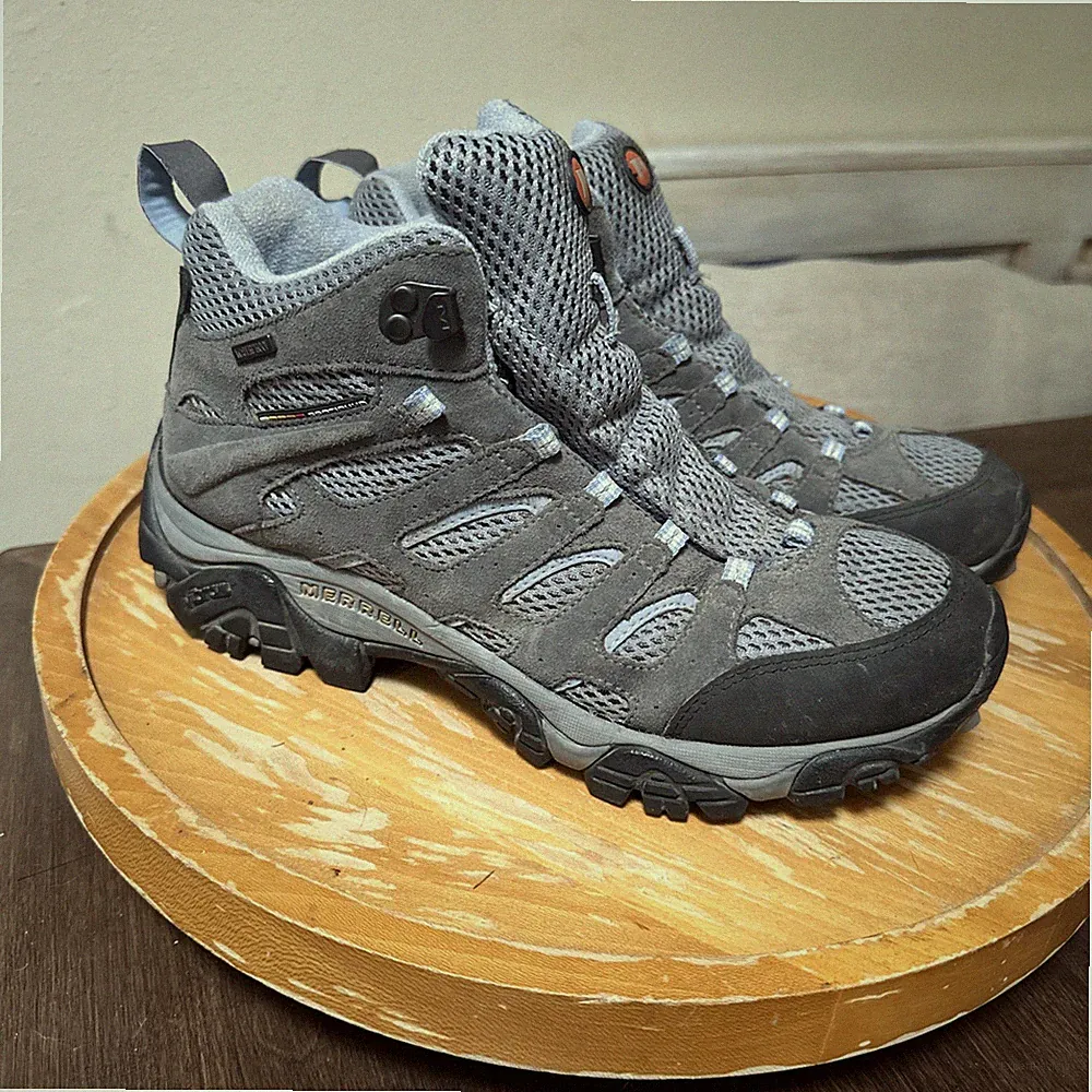 Merrell Moab Mid Waterproof Hiking Boots Womens 9.5 Gray/Periwinkle EUC
