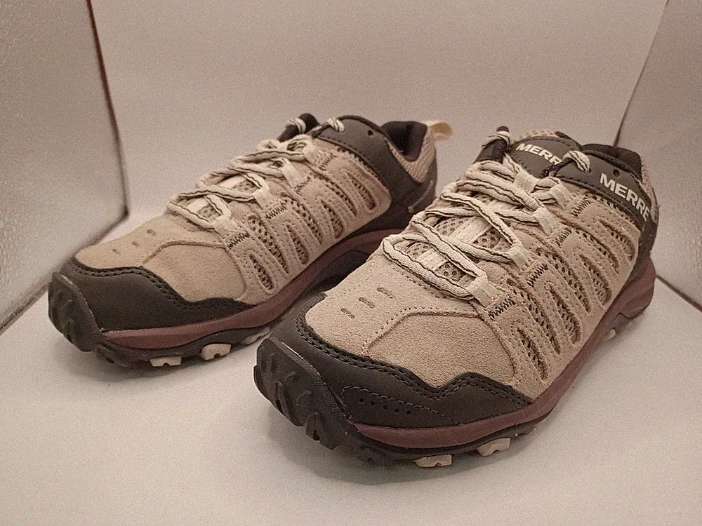 NEW Merrell Crosslander 3 Women Hiking Boots-Silver/Antler Size 6 US