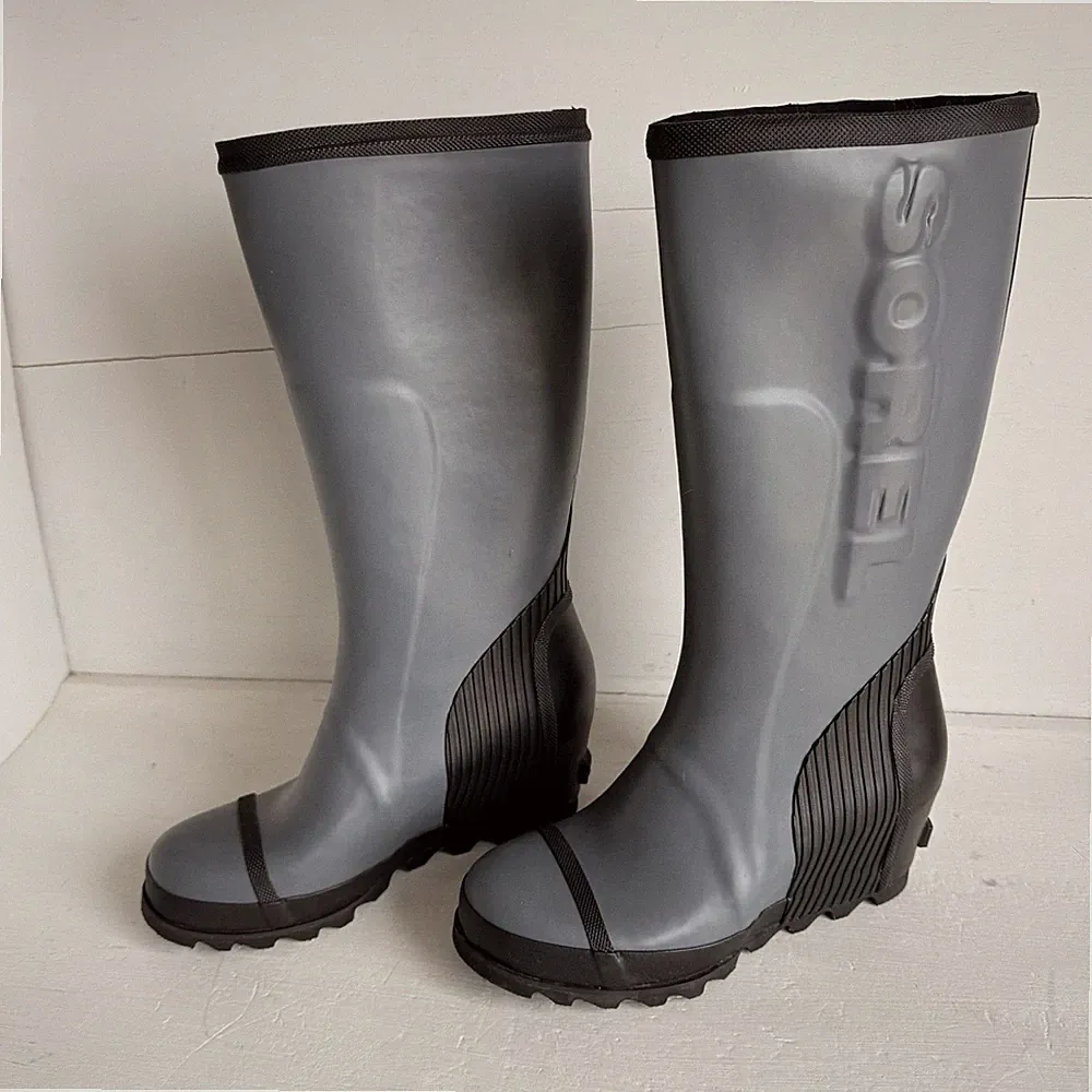 SOREL Joan Womens Tall Wedge High Rubber AllWeather Boots Gray/Black Size 10.5