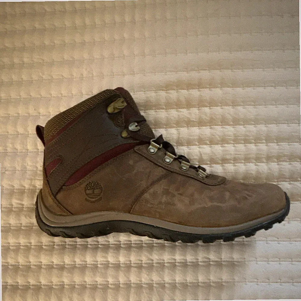 Timberland Brown Burgundy Hiking Boots 9505A Women’s US Size 8 Medium