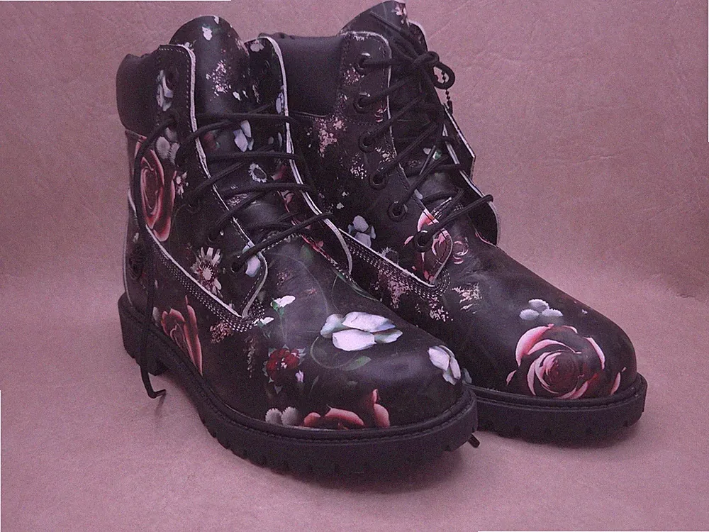 Timberland Women's Heritage Black Floral Waterproof Hiking Boots Size 9