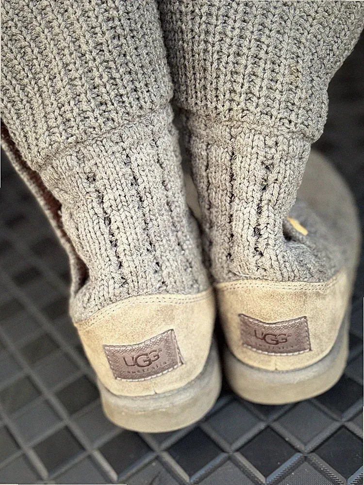 UGG Australia Gray Knit Button Mid-Calf Shearling Boots Women's US 8 EU 39