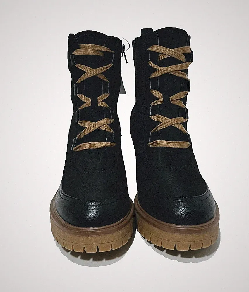 Universal Thread Glenda Womens Lace-Up Heeled Hiking Boots–Black-Chunky Lug Sole